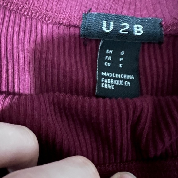 U2B off the shoulder shirt - Picture 2 of 2